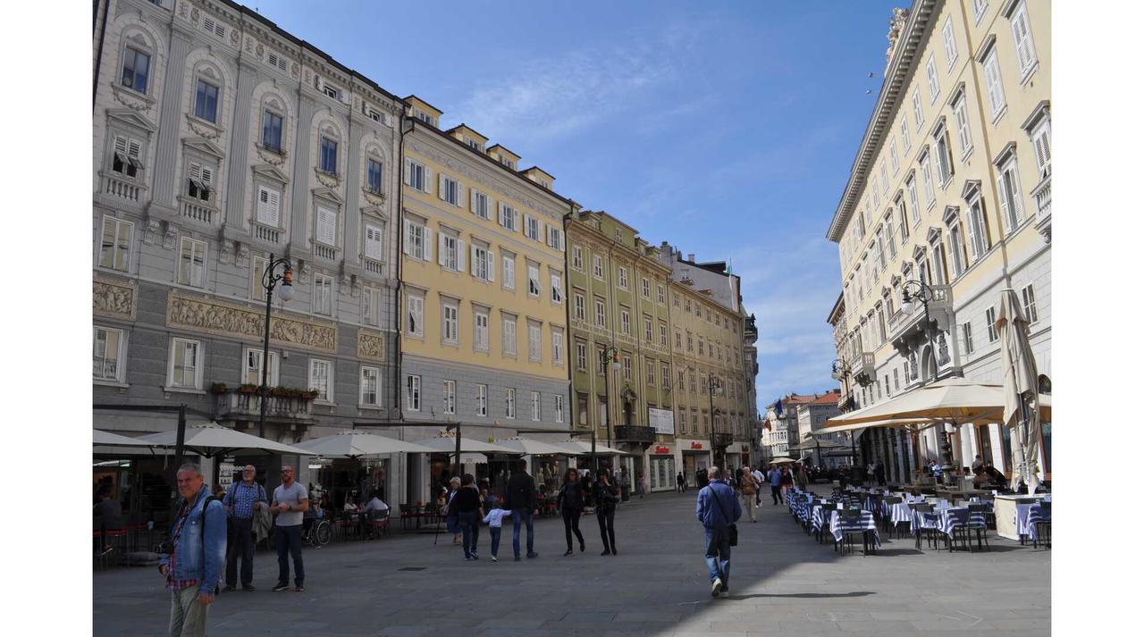 Unica Nel Cuore Storico Di Trieste Exterior foto